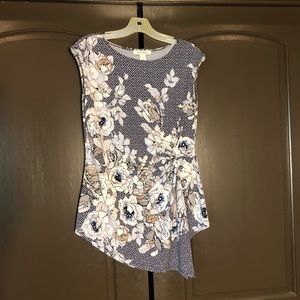 White House Black Market Asymmetric Cap Sleeve Top, size small